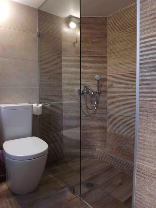 Luxury Studio With Unique View Of The Acropolis Athena Bagian luar foto